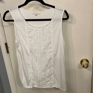 White Sleeveless Business Casual Blouse